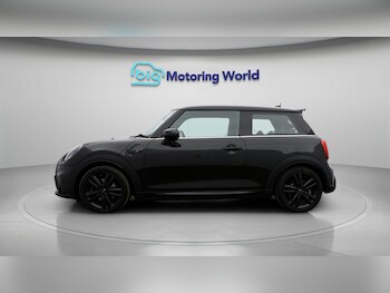 Used MINI Hatch 2021 for sale - 79232371: Photo
