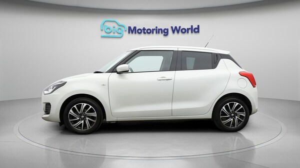Used Suzuki Swift 2023 for sale - 75634313: Photo 5
