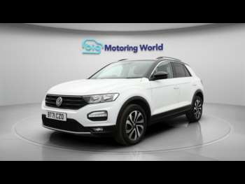 Used Volkswagen T-Roc 2021 for sale - 74533476: Photo