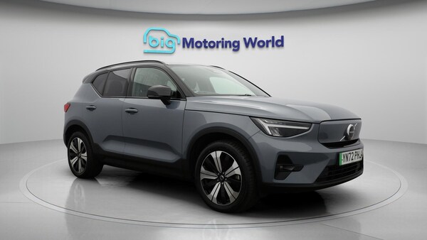 Used Volvo XC40 2022 for sale - 76166999: Photo 2