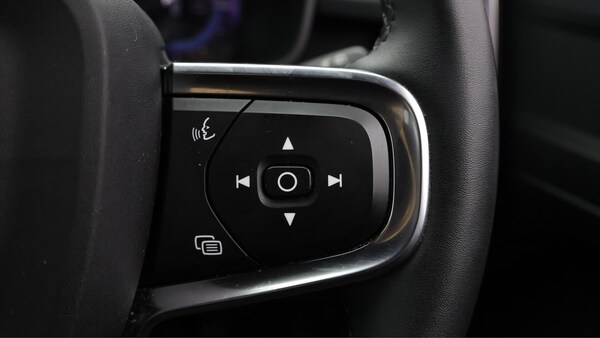 Used Volvo XC40 2022 for sale - 76166999: Photo 43
