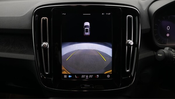 Used Volvo XC40 2022 for sale - 76166999: Photo 47