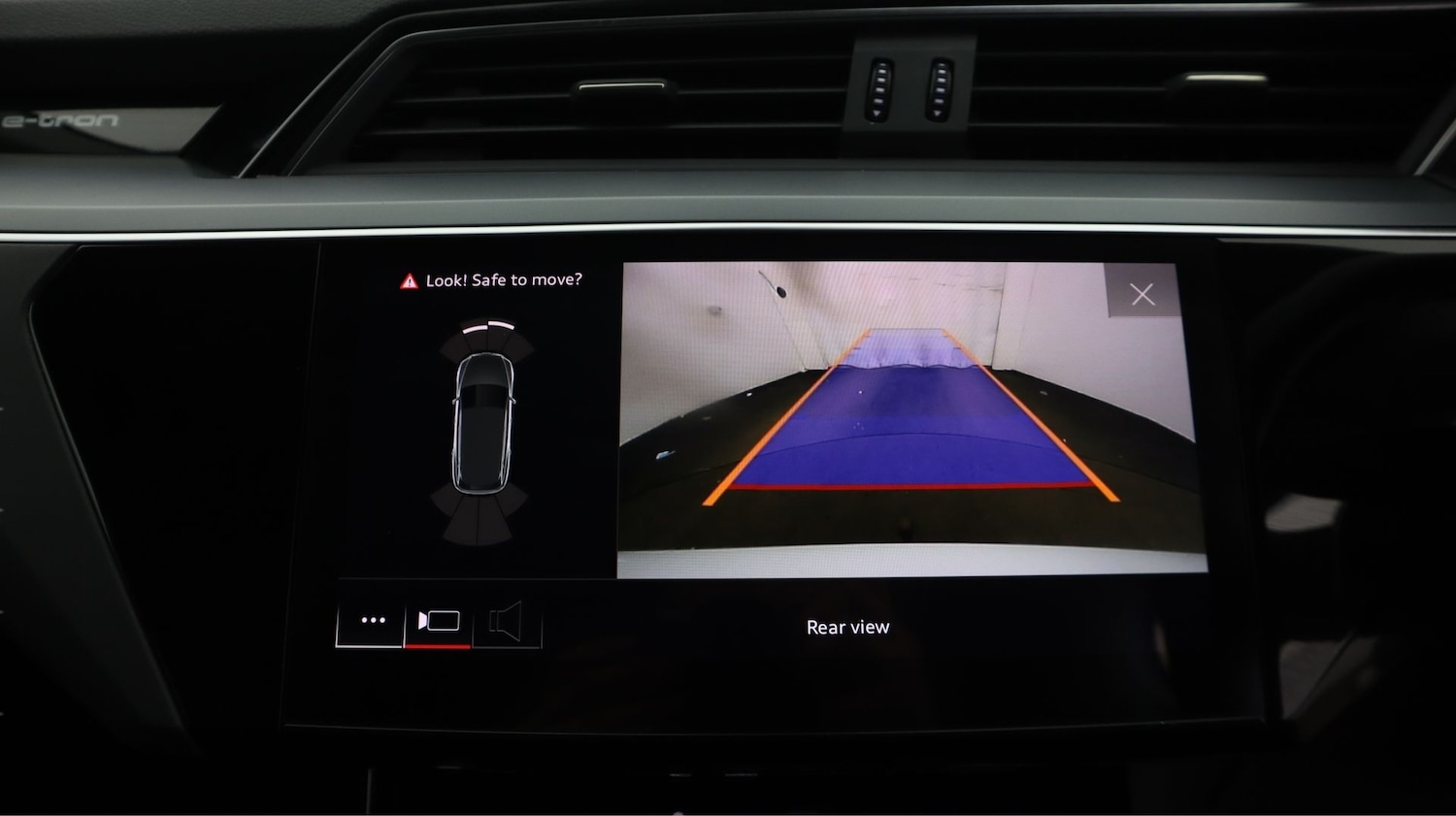 Used Audi e-tron 2021 for sale - 78197409: Photo 22