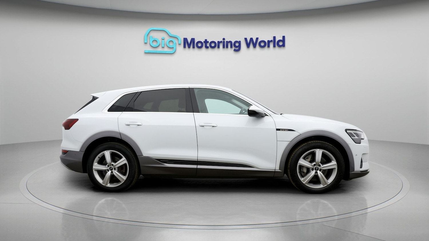 Used Audi e-tron 2021 for sale - 78197409: Photo 8