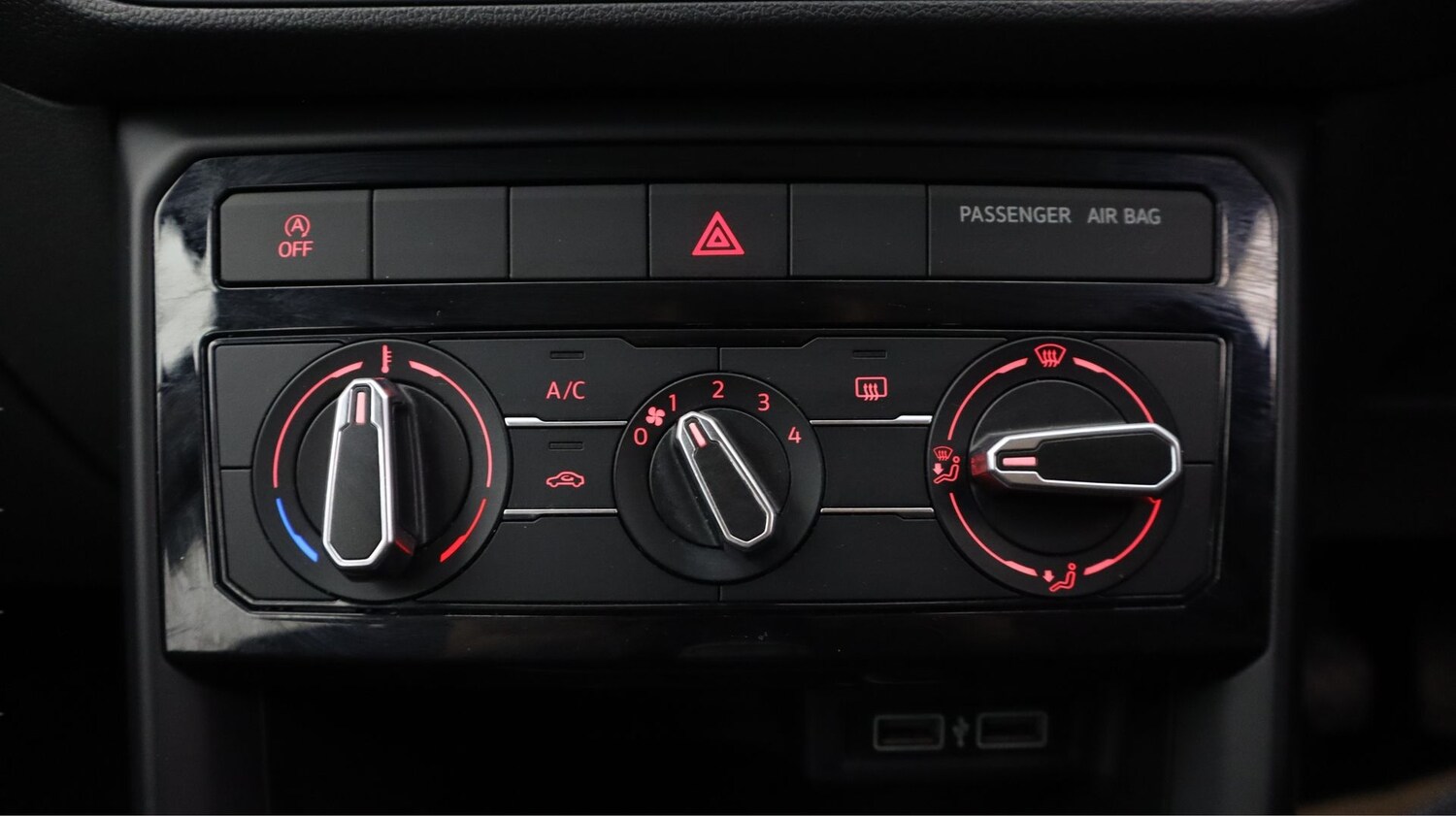 Used Volkswagen T-Cross 2020 for sale - 78222923: Photo 12