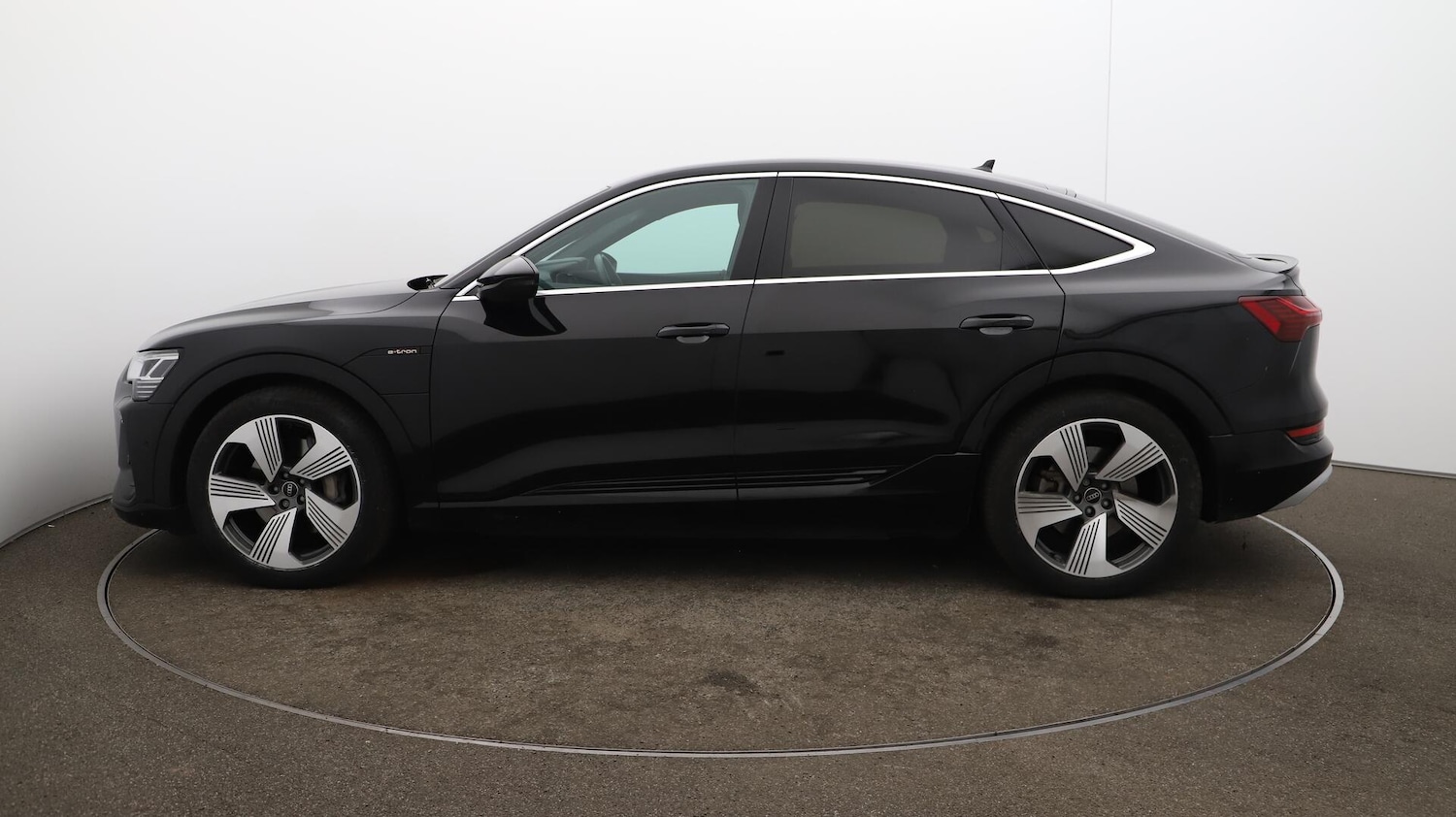 Used Audi e-tron 2022 for sale - 76573110: Photo 66