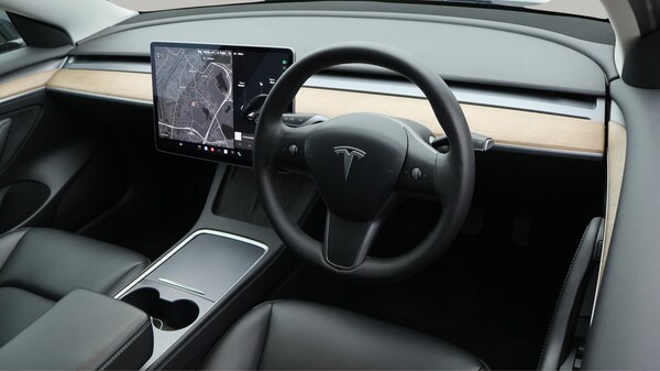 Used Tesla Model 3 2021 for sale - 76295647: Photo 10