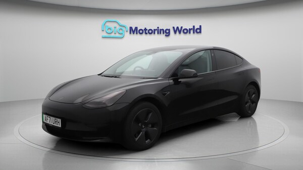 Used Tesla Model 3 2021 for sale - 76295647: Photo 4