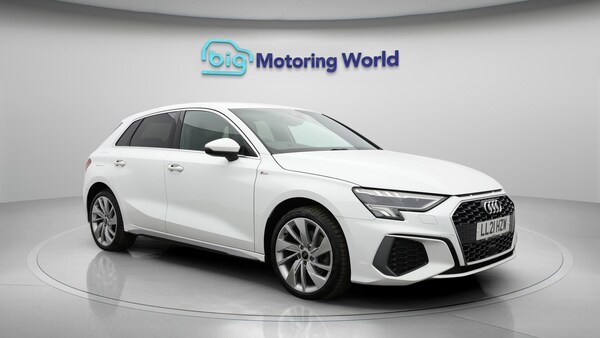 Used Audi A3 2021 for sale - 76294682: Photo 2