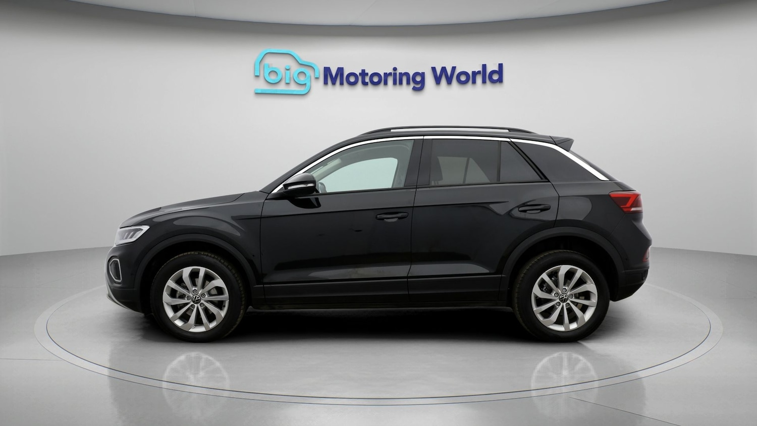 Used Volkswagen T-Roc 2025 for sale - 78165946: Photo 4