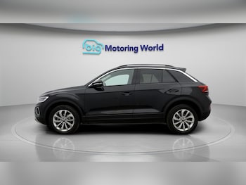Used Volkswagen T-Roc 2025 for sale - 78165946: Photo