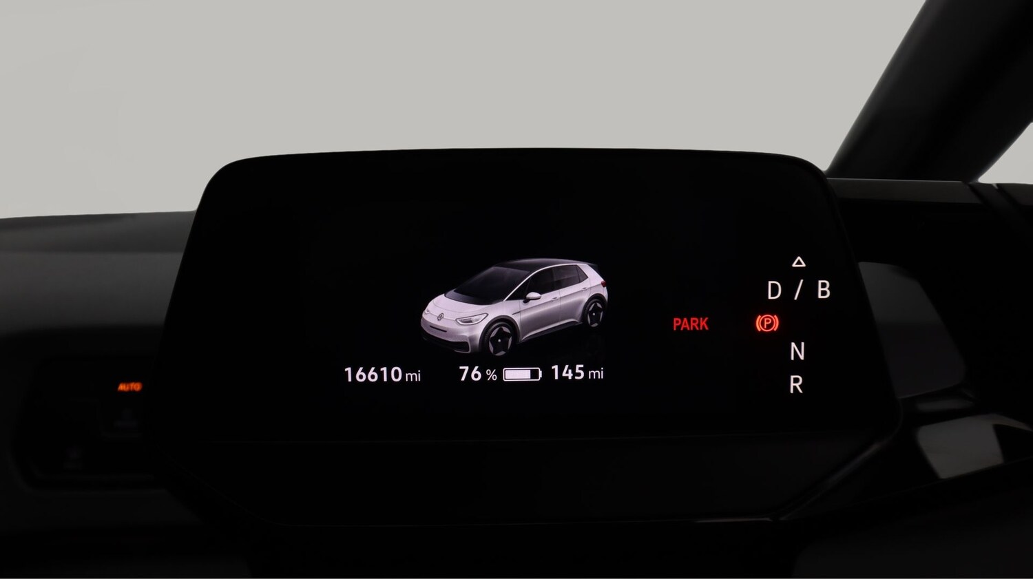 Used Volkswagen ID.3 2023 for sale - 77304075: Photo 10