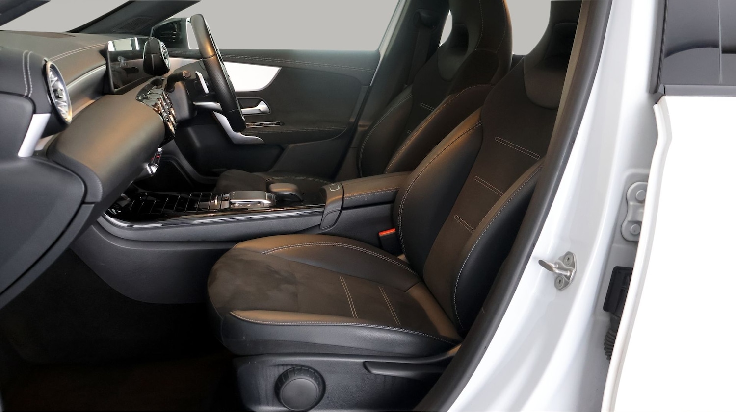 Used Mercedes-Benz A-Class 2022 for sale - 77678968: Photo 14