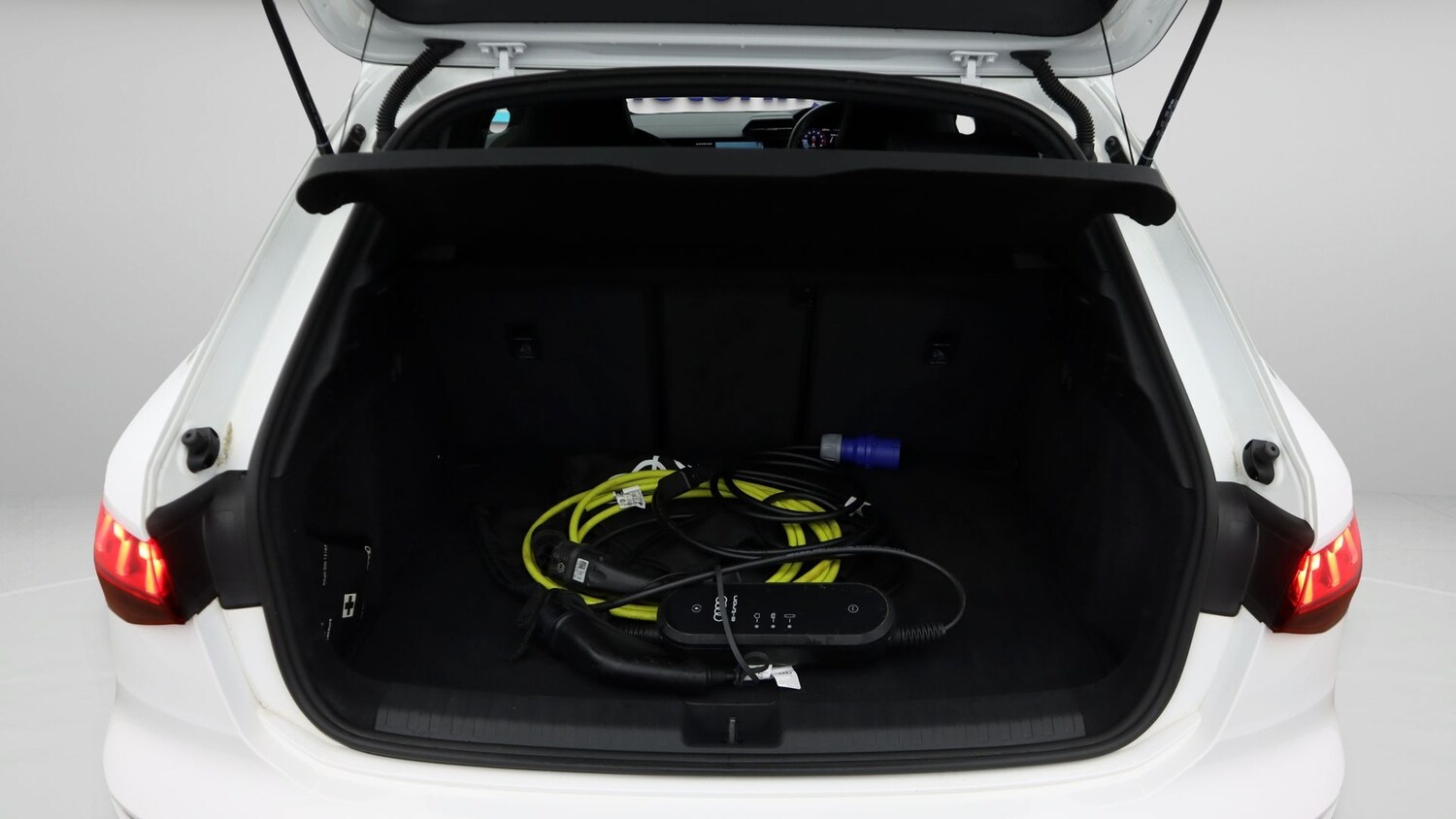 Used Audi A3 2024 for sale - 77855553: Photo 17