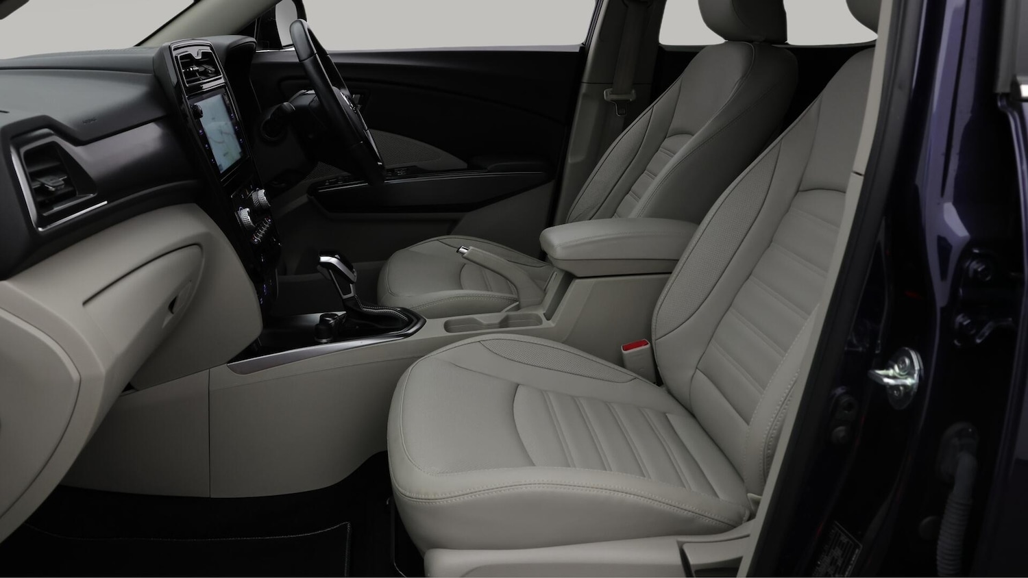 Used Ssangyong Tivoli 2023 for sale - 76306428: Photo 15