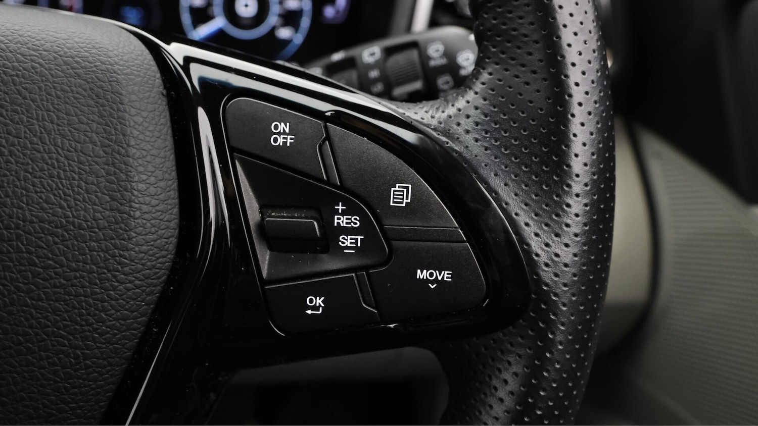 Used Ssangyong Tivoli 2023 for sale - 76306428: Photo 24