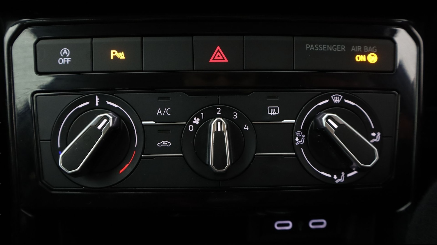 Used Volkswagen T-Cross 2023 for sale - 77584699: Photo 12