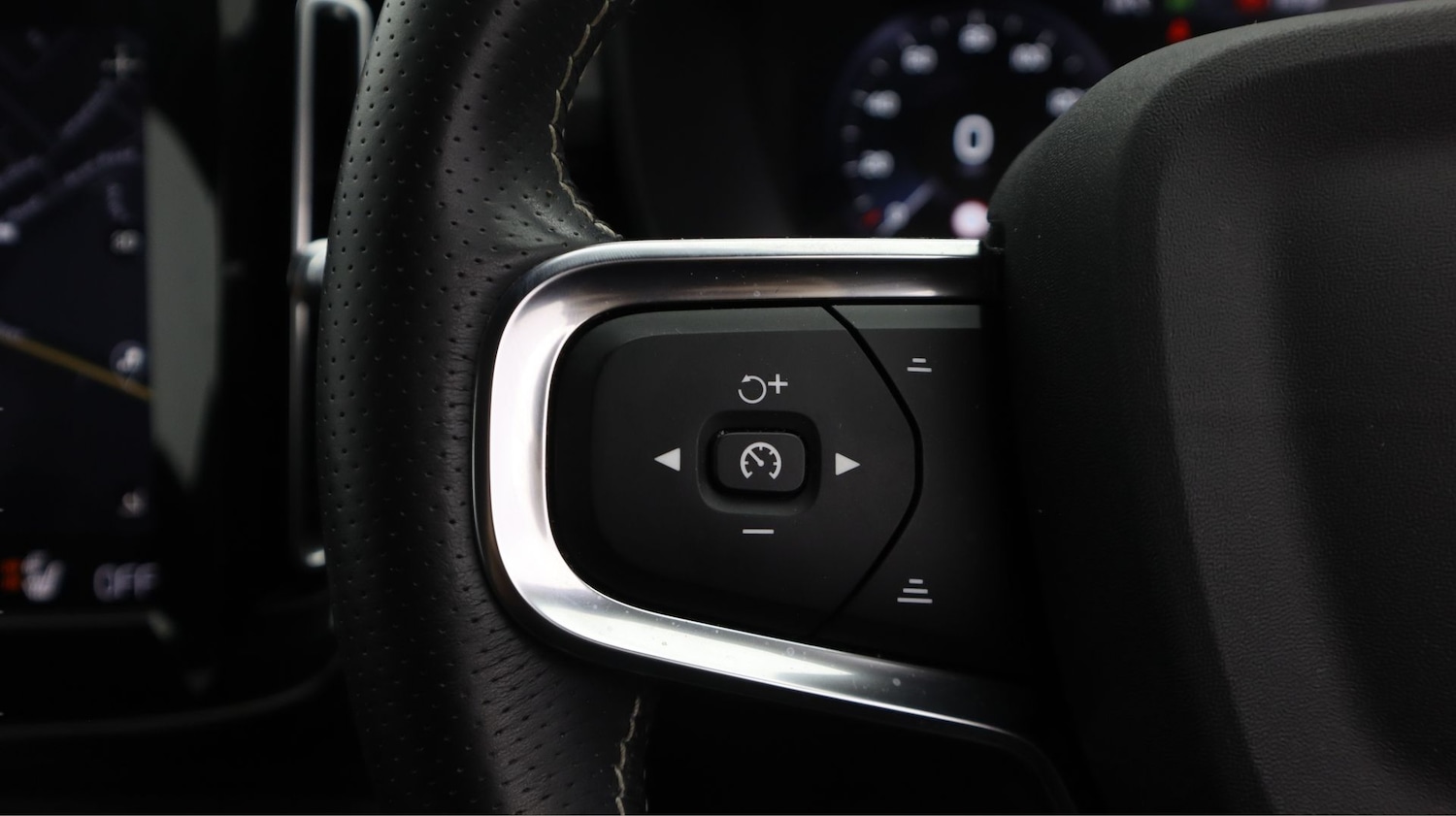 Used Volvo XC40 2021 for sale - 78007962: Photo 23