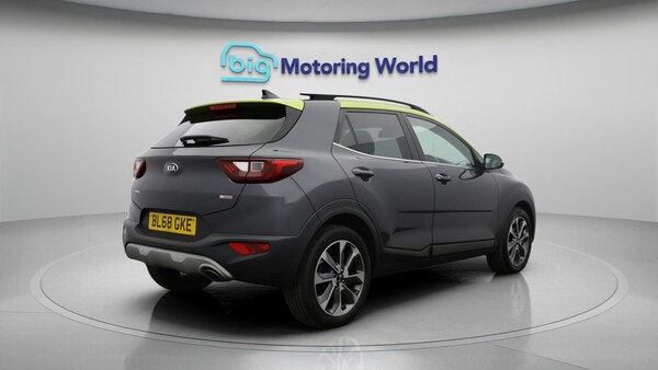 Used Kia Stonic 2018 for sale - 75729338: Photo 8
