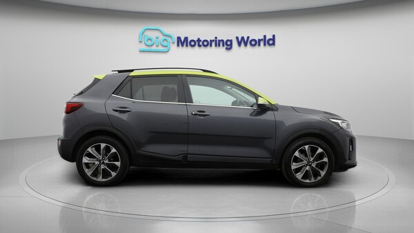 Used Kia Stonic 2018 for sale - 75729338: Photo 9