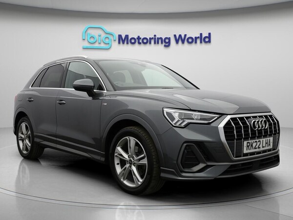 Used Audi Q3 2022 for sale - 76306601: Photo 1