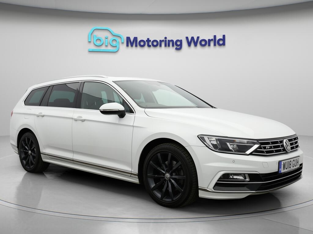 Used Volkswagen Passat 2018 for sale - 76499916: Photo 1