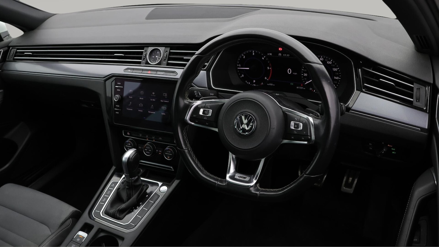 Used Volkswagen Passat 2018 for sale - 76499916: Photo 10