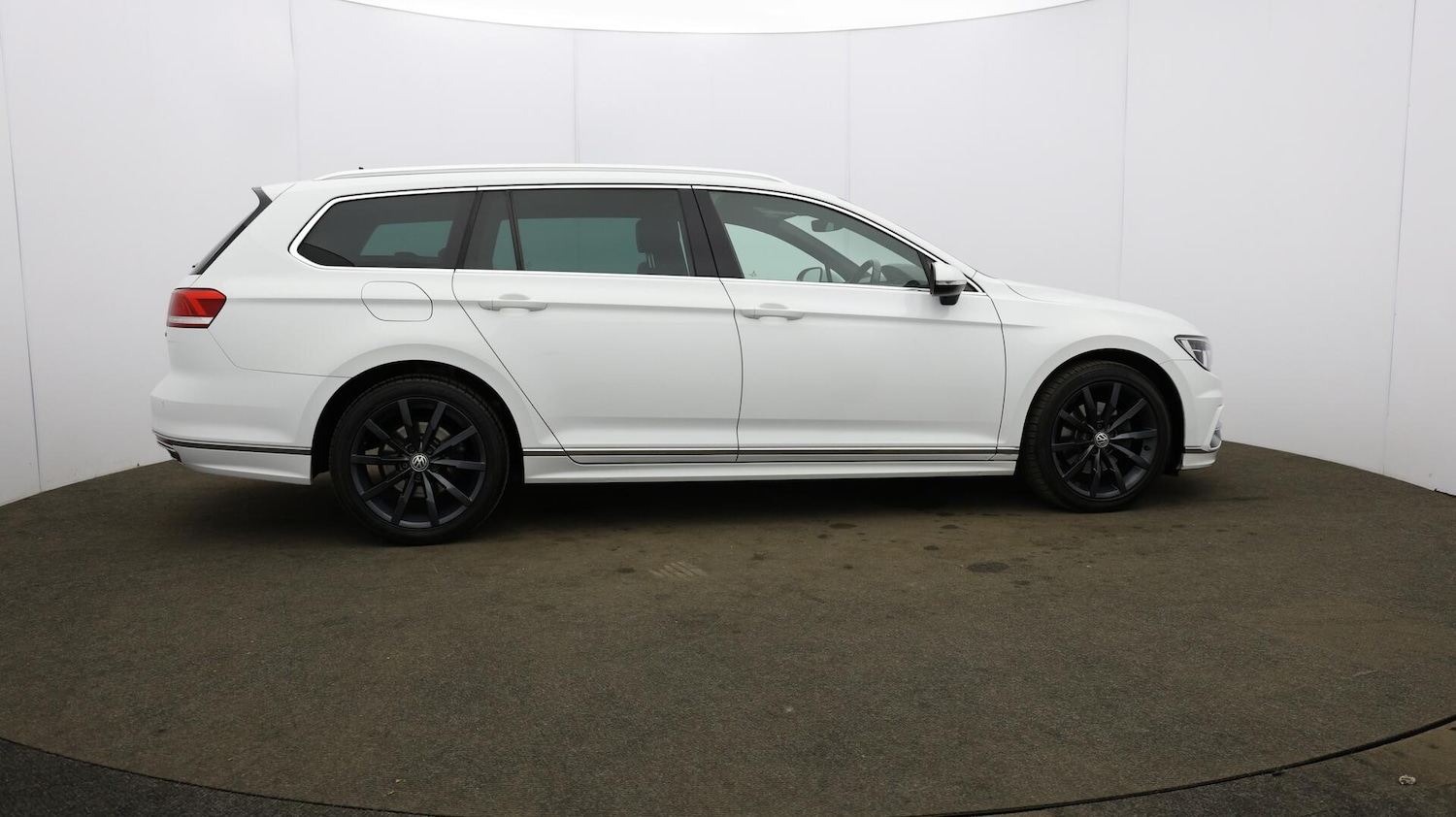 Used Volkswagen Passat 2018 for sale - 76499916: Photo 57