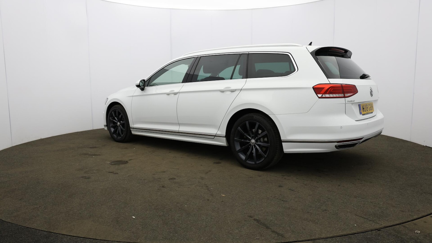 Used Volkswagen Passat 2018 for sale - 76499916: Photo 69