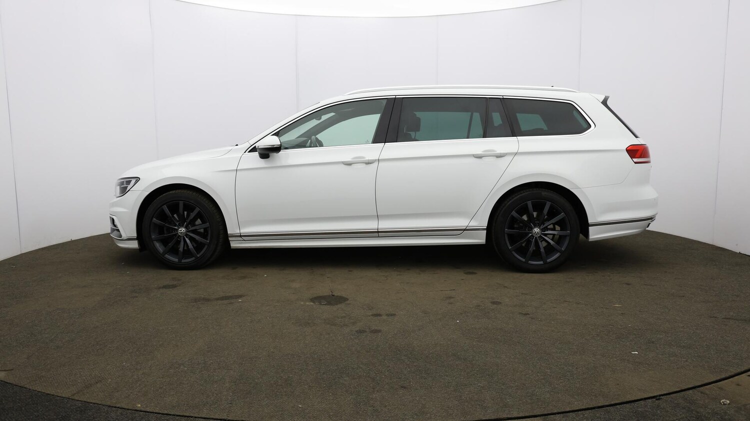 Used Volkswagen Passat 2018 for sale - 76499916: Photo 73