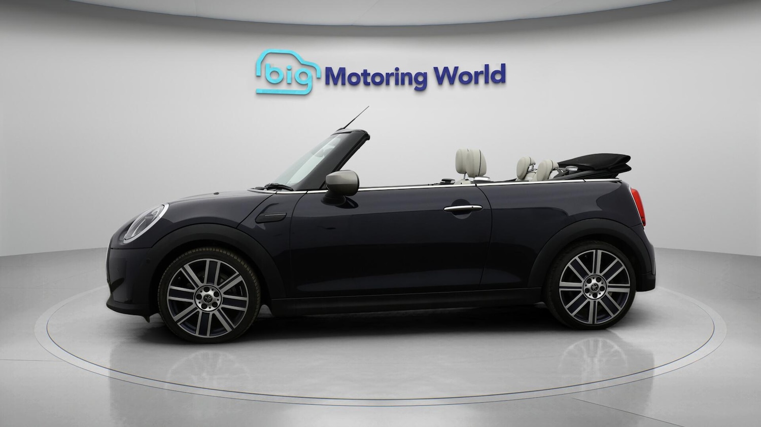 Used MINI Convertible 2021 for sale - 76013200: Photo 5