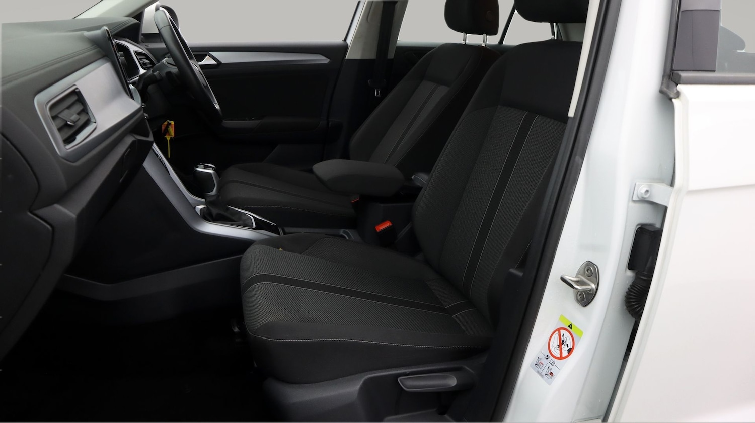 Used Volkswagen T-Roc 2022 for sale - 77931874: Photo 14