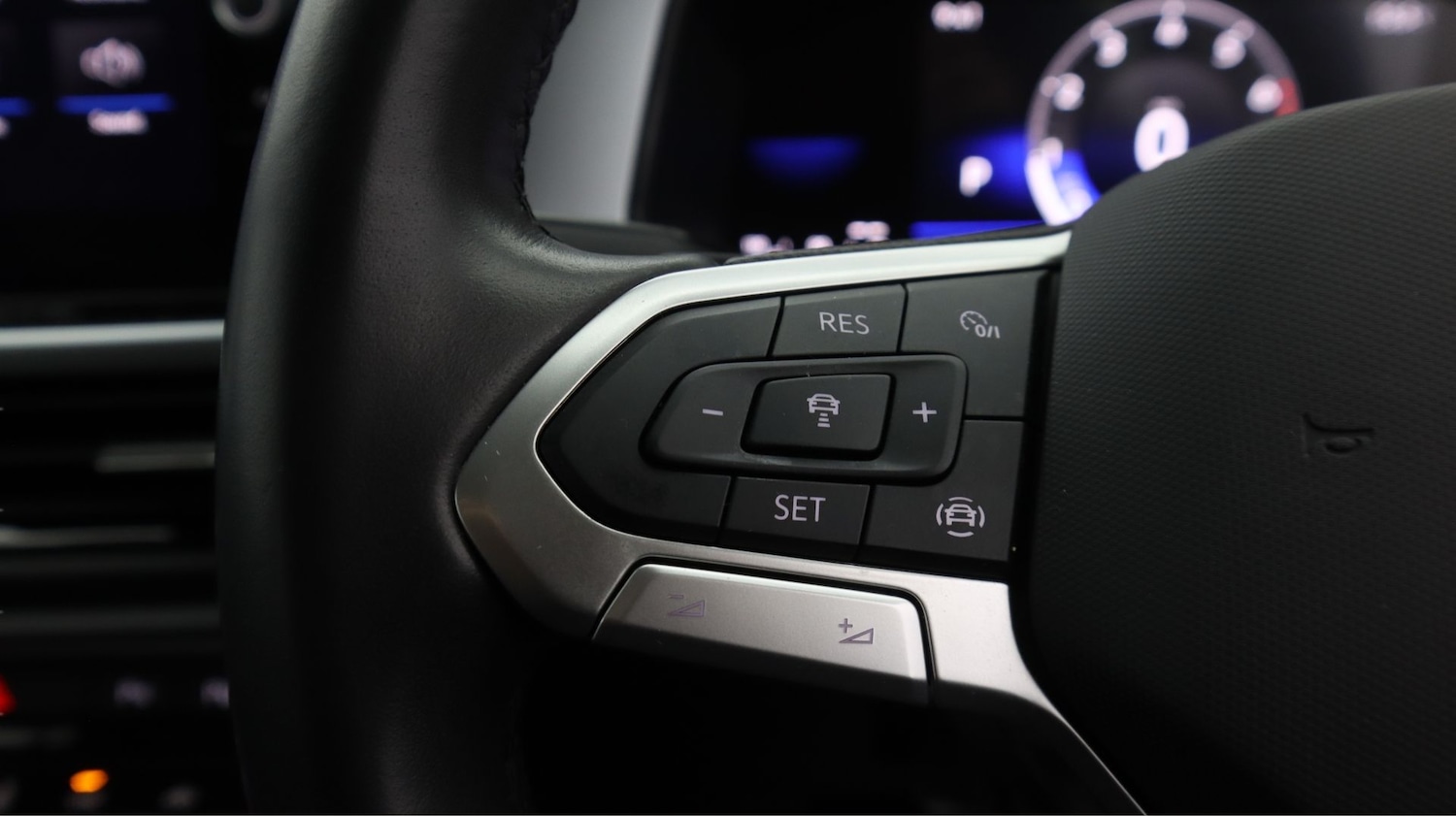 Used Volkswagen T-Roc 2022 for sale - 77931874: Photo 20