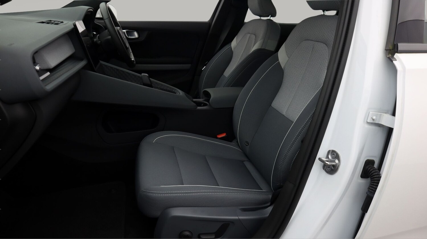 Used Polestar Polestar 2 2023 for sale - 77818502: Photo 14