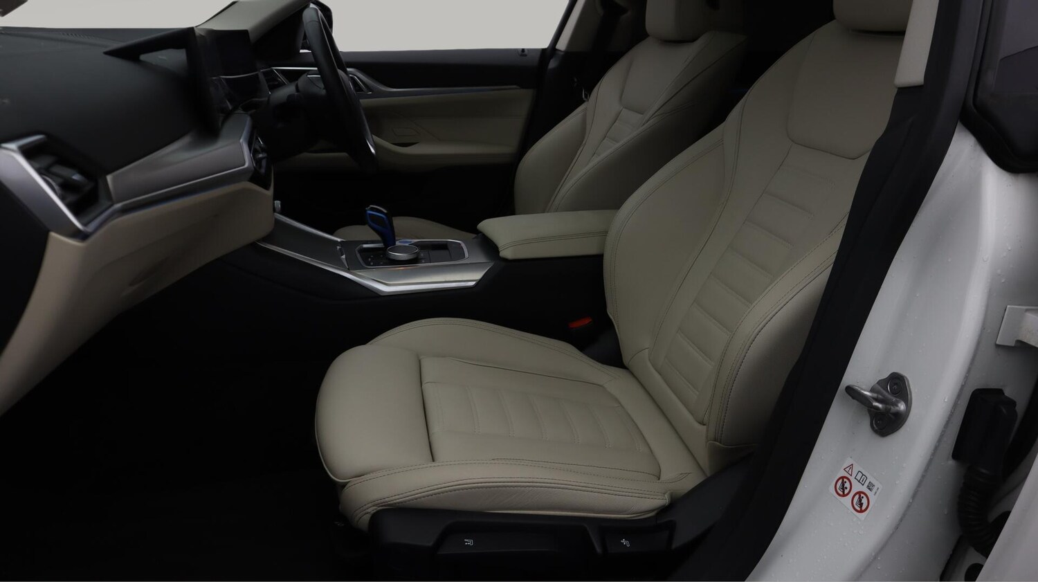 Used BMW i4 2022 for sale - 76612709: Photo 15