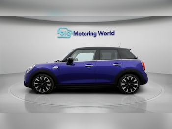 Used MINI Hatch 2019 for sale - 79368073: Photo