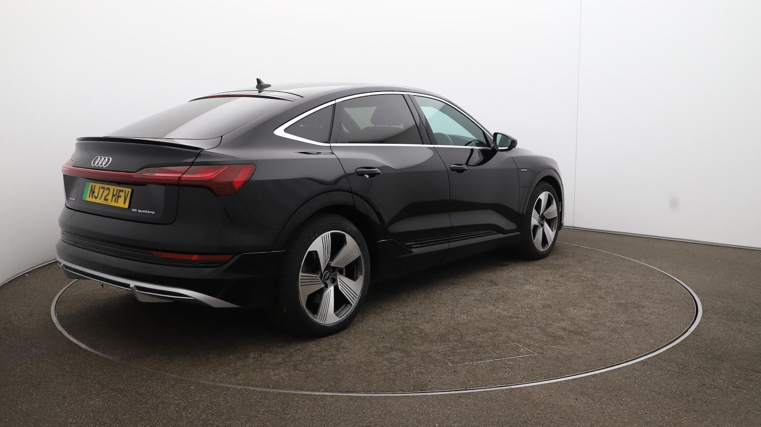 Used Audi e-tron 2022 for sale - 76527800: Photo 56