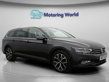 Volkswagen - Passat