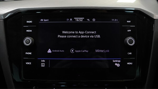 Used Volkswagen Passat for sale - 76238620: Photo 24