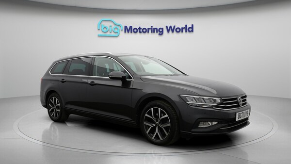 Used Volkswagen Passat for sale - 76238620: Photo 2