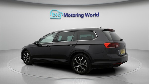 Used Volkswagen Passat for sale - 76238620: Photo 6