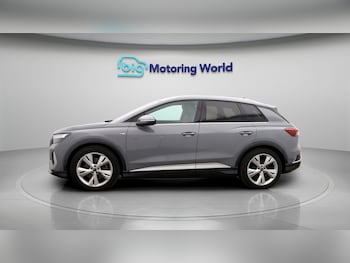Used Audi Q4 e-tron 2022 for sale - 77124090: Photo