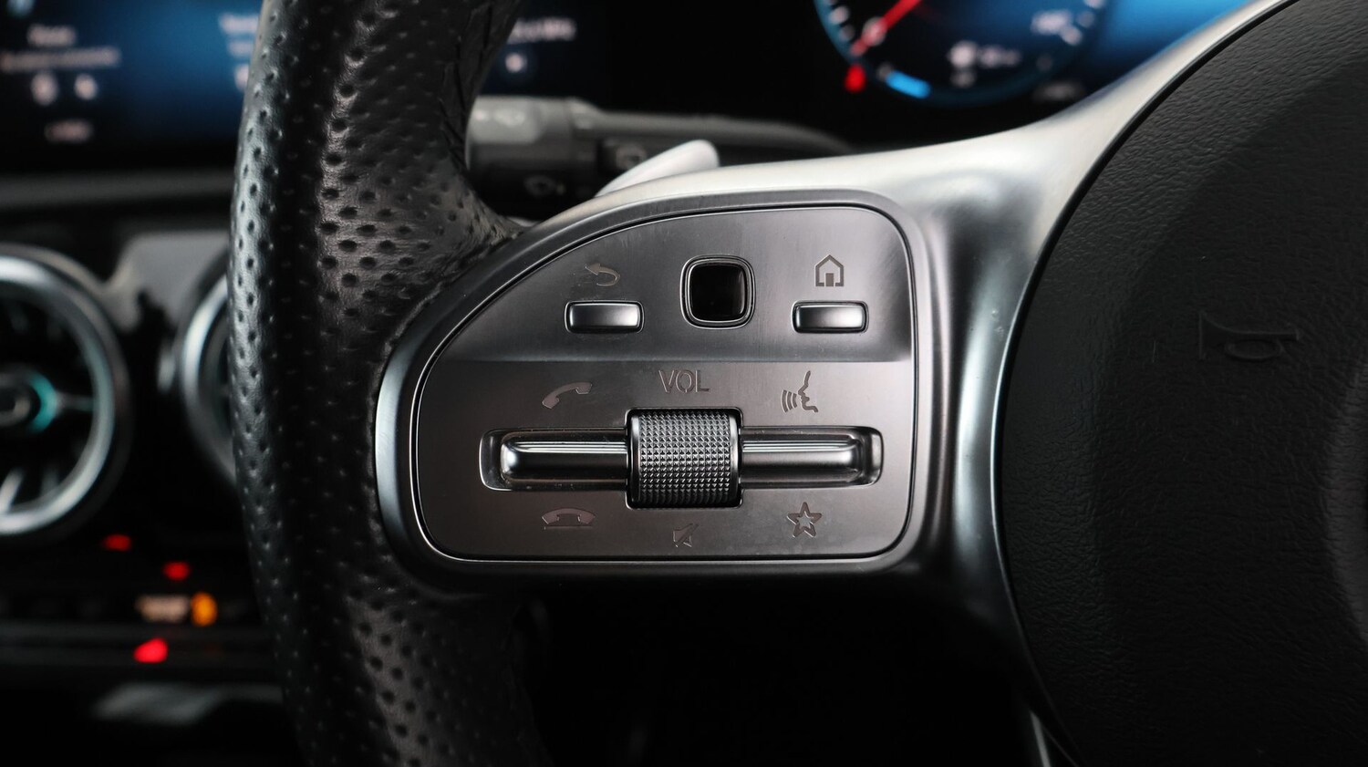 Used Mercedes-Benz A-Class 2021 for sale - 77459077: Photo 25