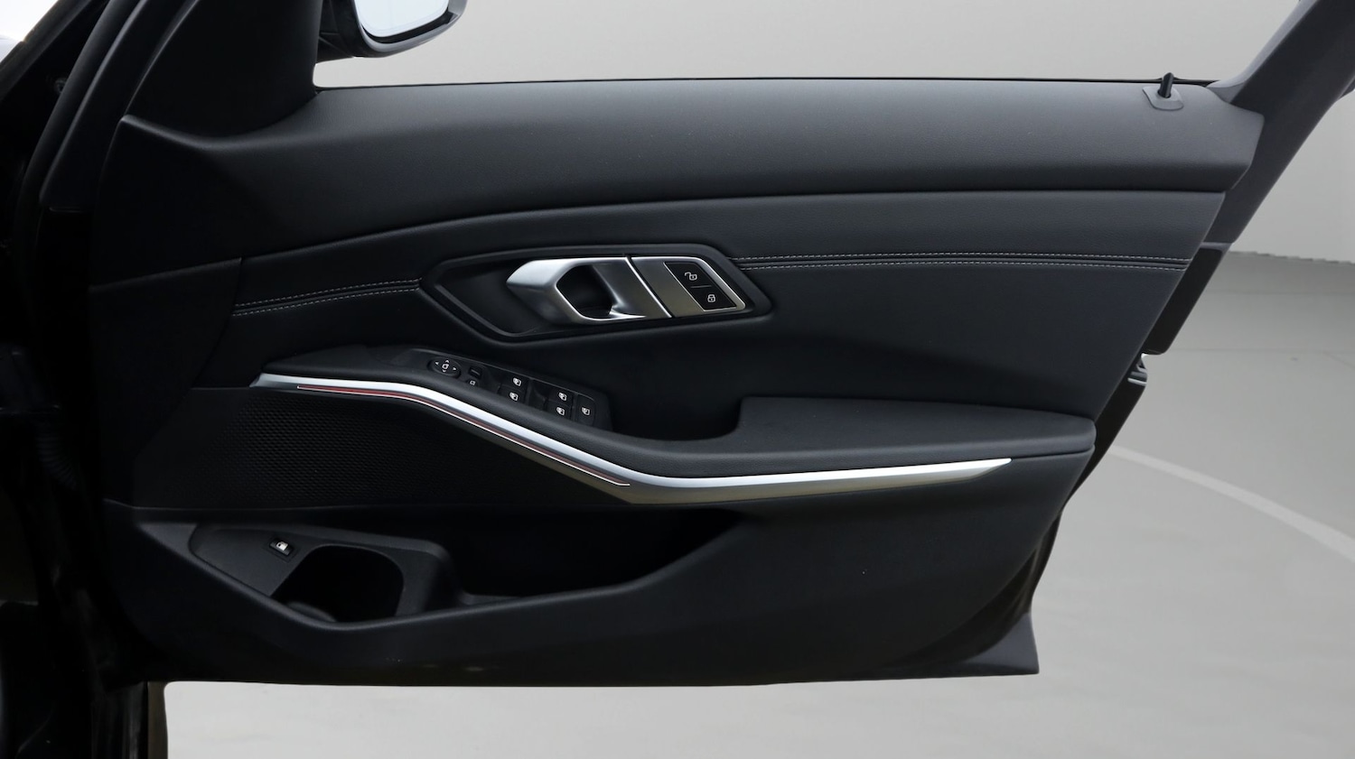 Used BMW 3 Series 2023 for sale - 77877228: Photo 15