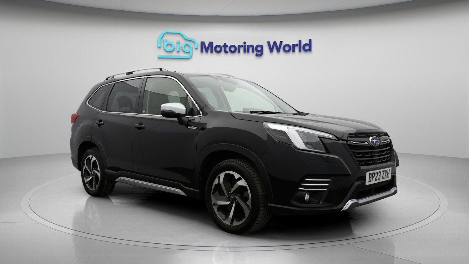 Used Subaru Forester 2023 for sale - 76042656: Photo 2