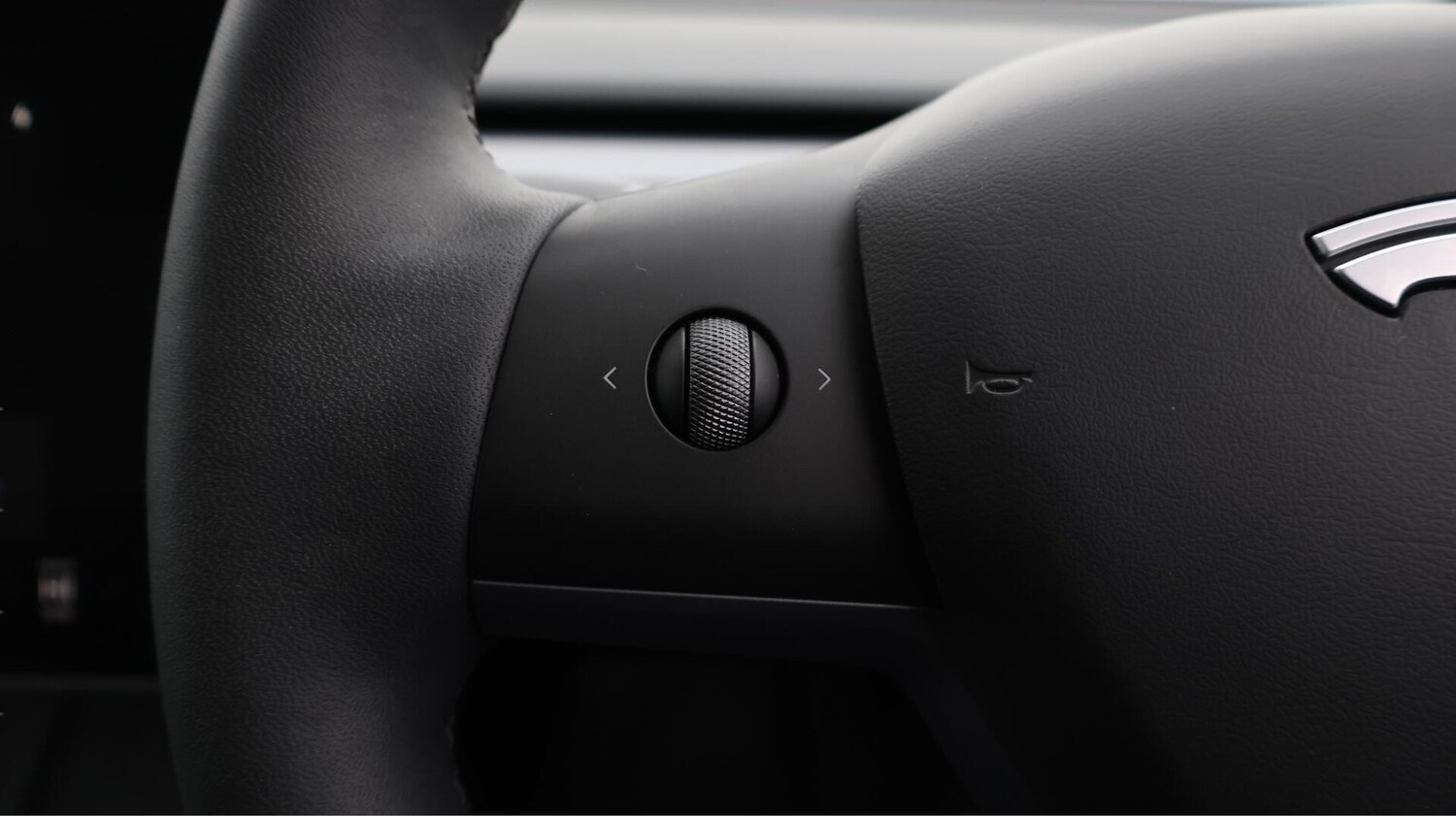 Used Tesla Model Y for sale - 76727849: Photo 26