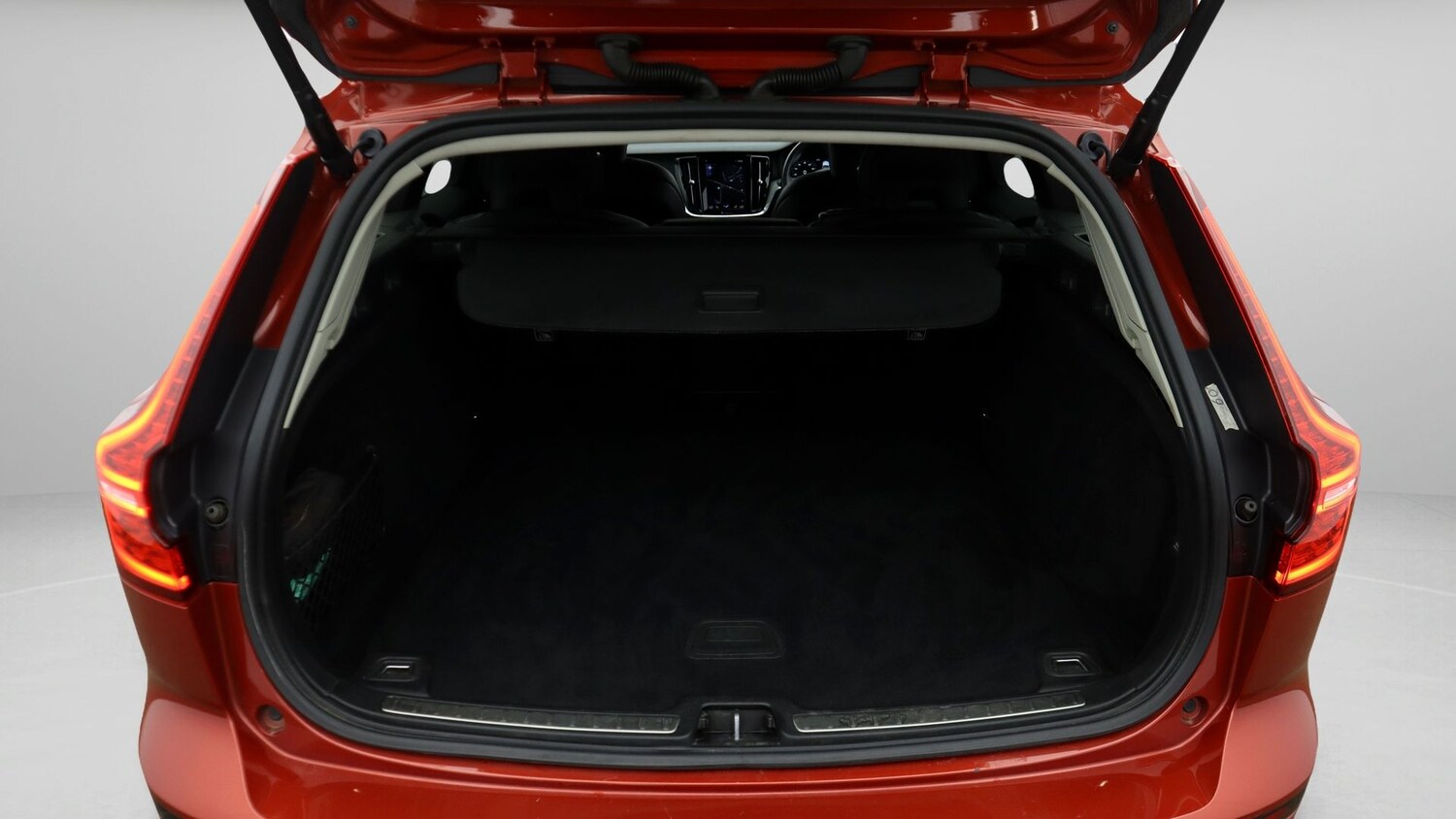 Used Volvo V60 2021 for sale - 78171662: Photo 17