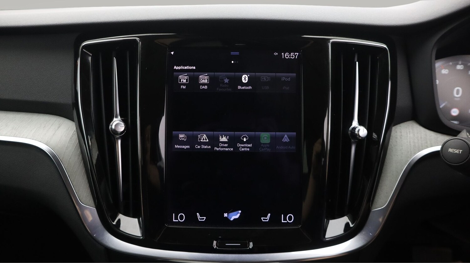 Used Volvo V60 2021 for sale - 78171662: Photo 22