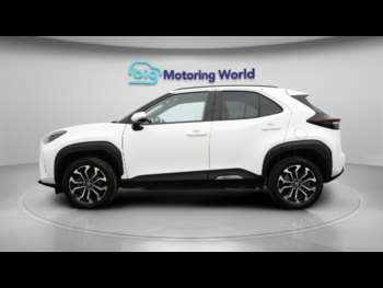 Used Toyota Yaris Cross 2022 for sale - 74349197: Photo