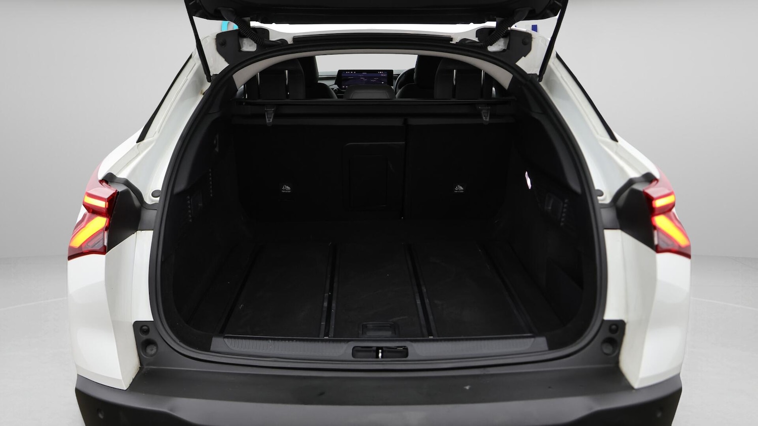 Used Citroen C5 X 2023 for sale - 76389060: Photo 18